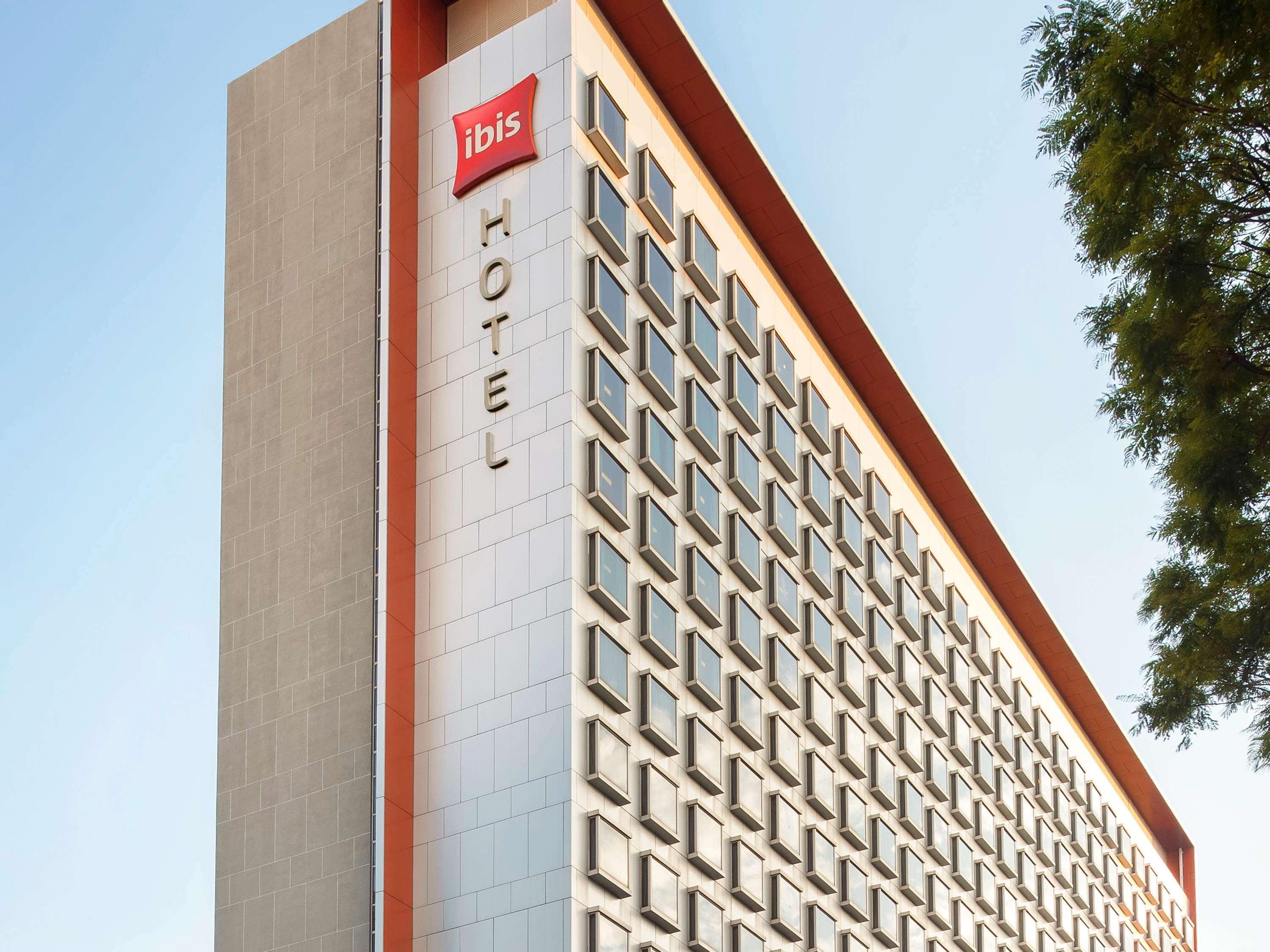 Ibis Singapore On Bencoolen - Newly Renovated Exteriör bild